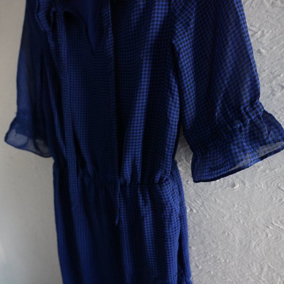 Banana Republic Houndstooth Black & Blue Neck Tie Top - Size XS - Picture 7 of 11